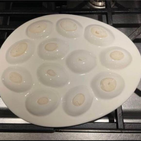 Ceramic white deviled 12 egg holder - Picture 4 of 4